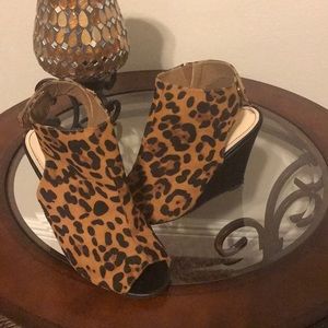 Leopard print Heels